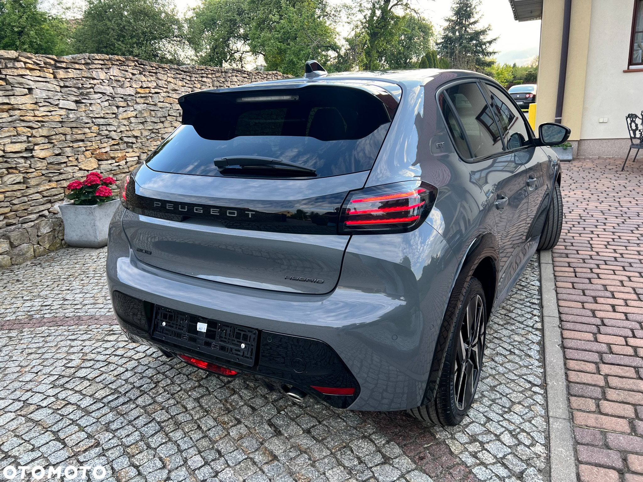 Peugeot 208 1.2 mHEV GT - 25