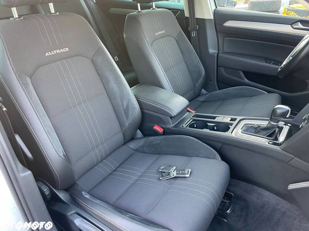 Volkswagen Passat Alltrack 2.0 TDI SCR 4Motion DSG (BMT) - 30