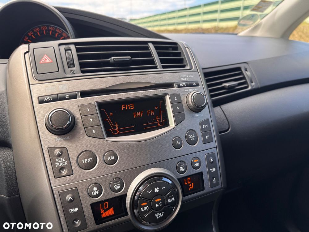 Toyota Verso 1.6 7-Sitzer Life - 36