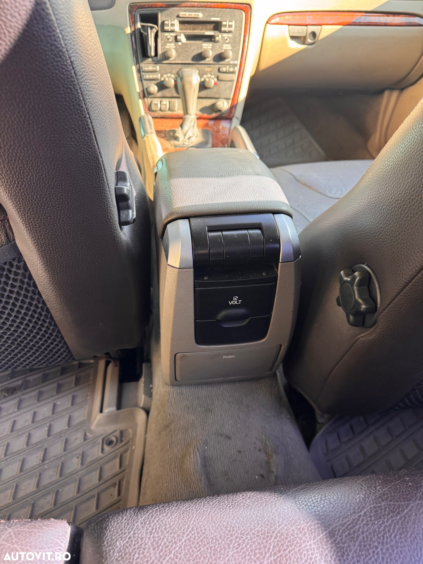 Volvo XC 70 - 8