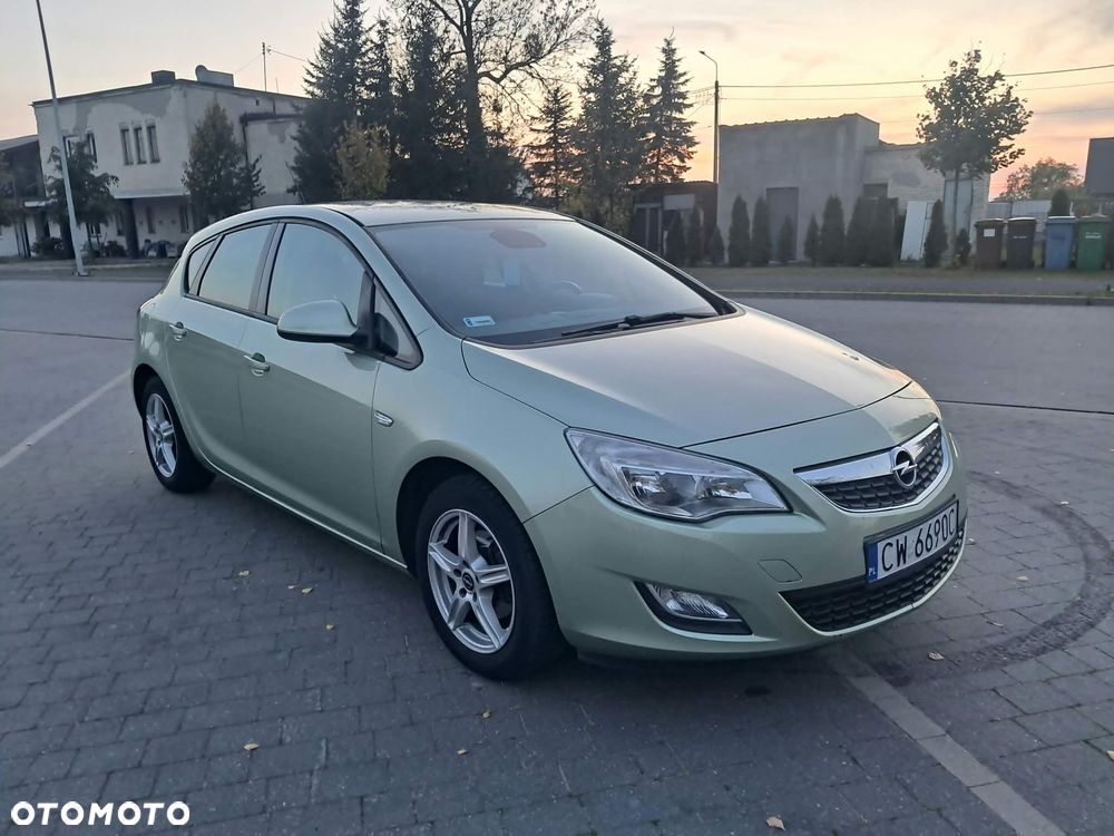 Opel Astra - 9
