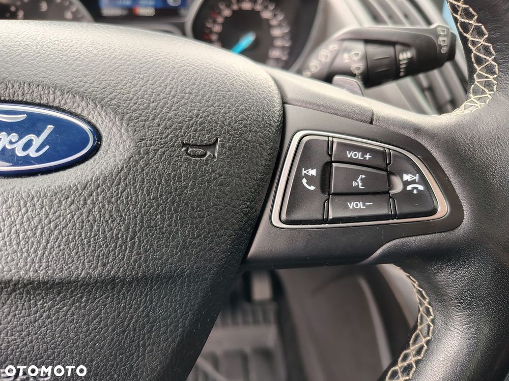 Ford Kuga Vignale 2.0 TDCi AWD - 16