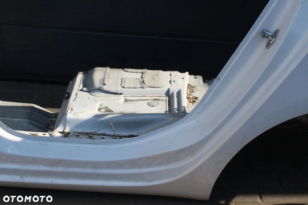 BŁOTNIK ĆWIARTKA LEWY BOK TYŁ LEWA TYLNA PRÓG OPEL ZAFIRA C 40R - 7