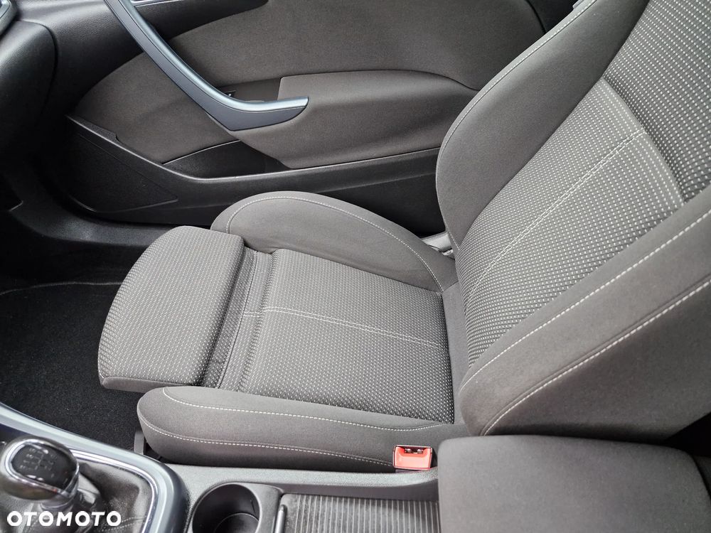 Opel Astra 1.4 Turbo Active - 20