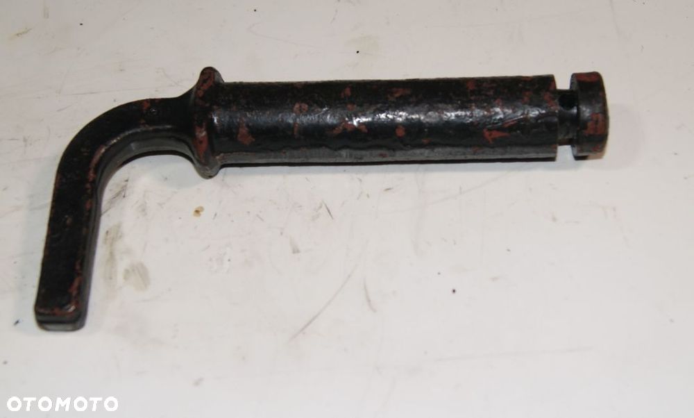 Sworzeń zaczepu 50-4605079-B do ciągnika Pronar - 1