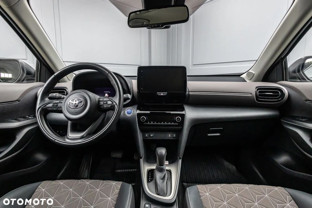 Toyota Yaris Cross Hybrid 1.5 Executive AWD - 35