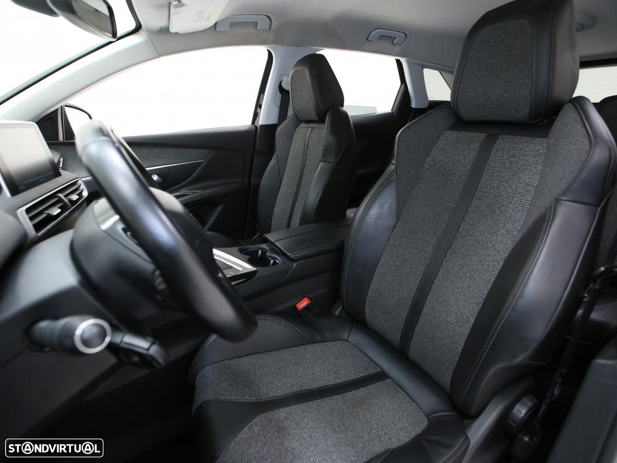 Peugeot 3008 - 8