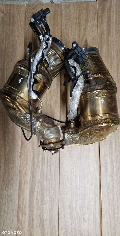 KATALIZATOR PORSCHE AUDI BENTLEY SQ7 RSQ8 4.0TFSI V8 4M0181DB 4M0131765AL 4M0254850R - 1