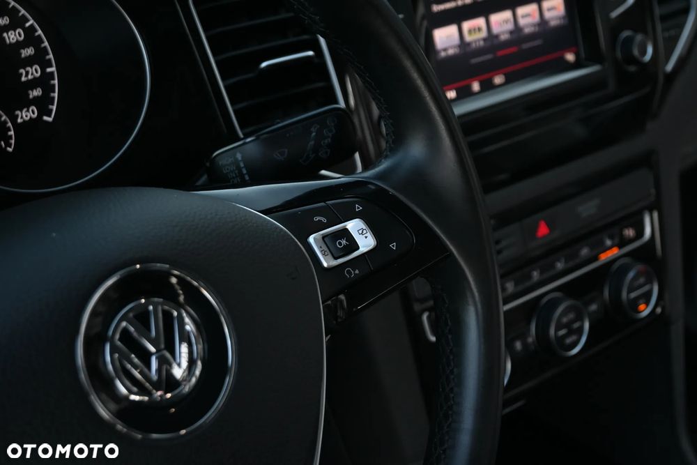 Volkswagen Golf Sportsvan 1.4 TSI (BlueMotion Technology) Highline - 36