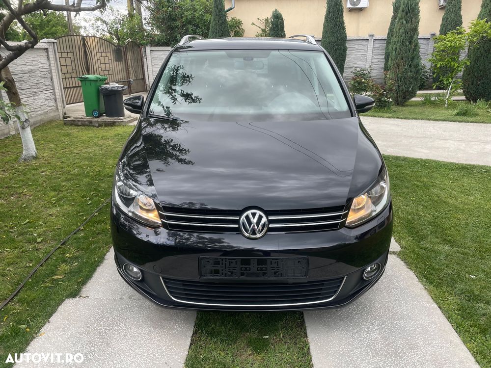Volkswagen Touran - 15