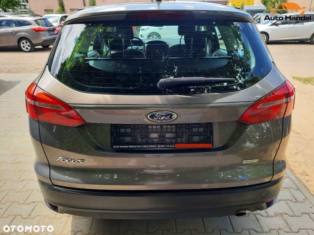 Ford Focus 1.5 EcoBoost STart-Stopp-System TITANIUM - 10