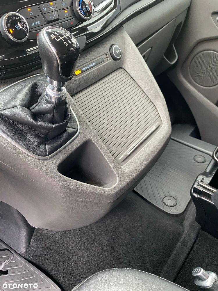 Ford Tourneo Custom 2.0 TDCi L2 Sport - 27