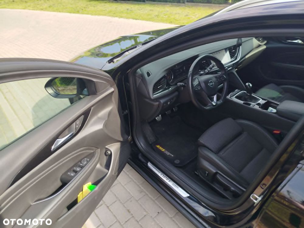 Opel Insignia - 13