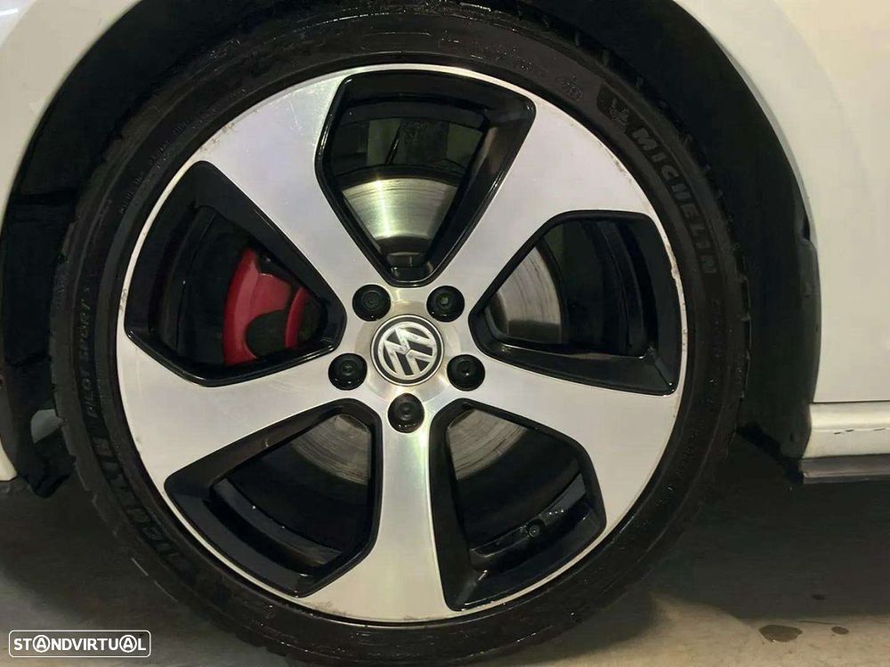 VW Golf 2.0 TSI GTI DSG Performance - 20