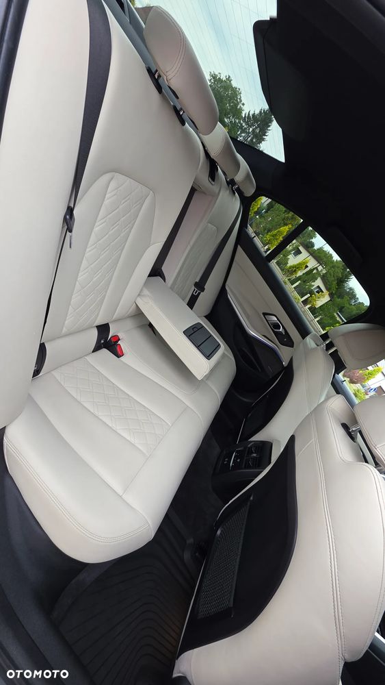 BMW Seria 3 M340d xDrive mHEV sport - 30
