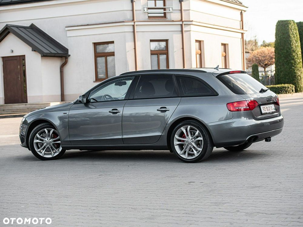 Audi A4 Avant - 13