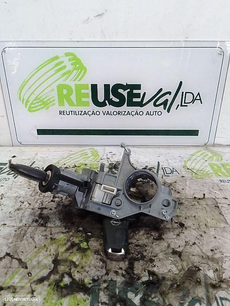 Canhão C/ Chave Ignição/Direcção Opel Astra H Combi (A04) - 2