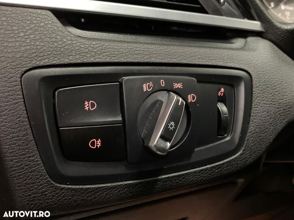 BMW X1 sDrive18d Aut. xLine - 11