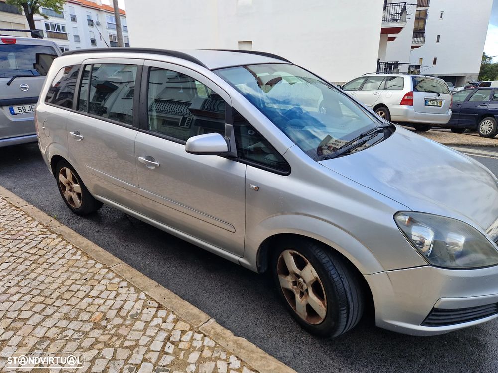Opel Zafira 1.9 CDTI Enjoy - 1