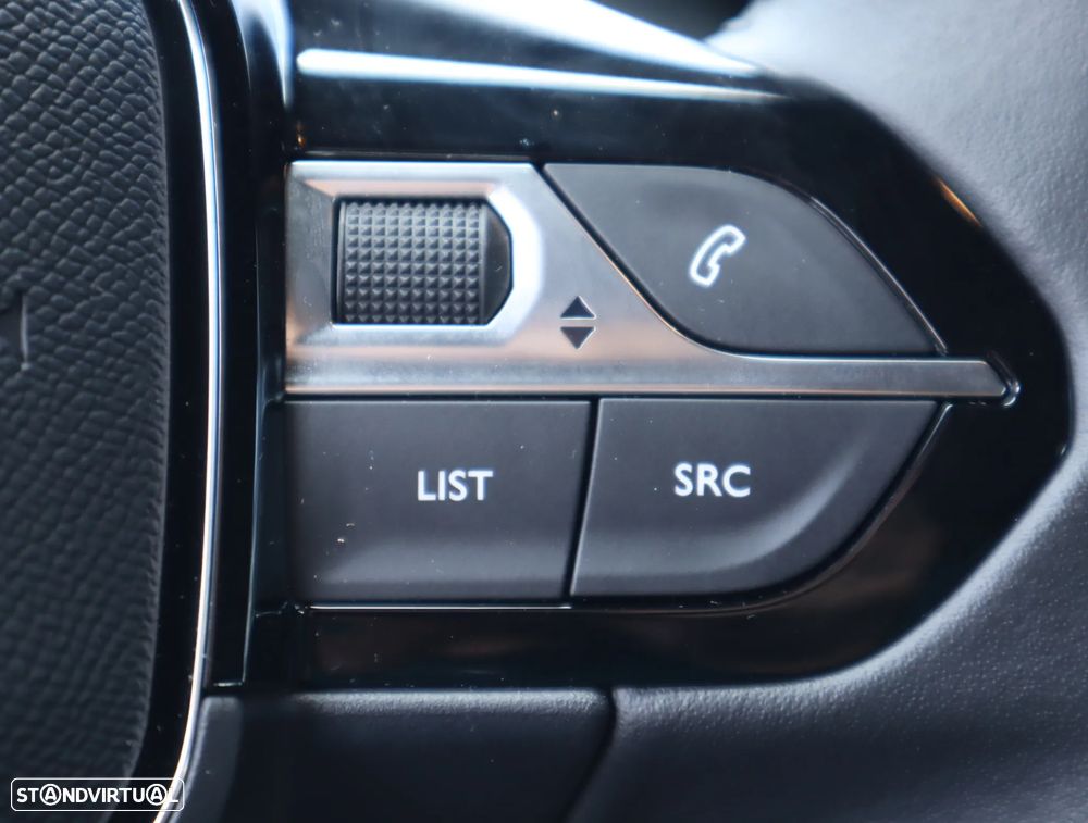 Peugeot 2008 1.2 PureTech Style - 32