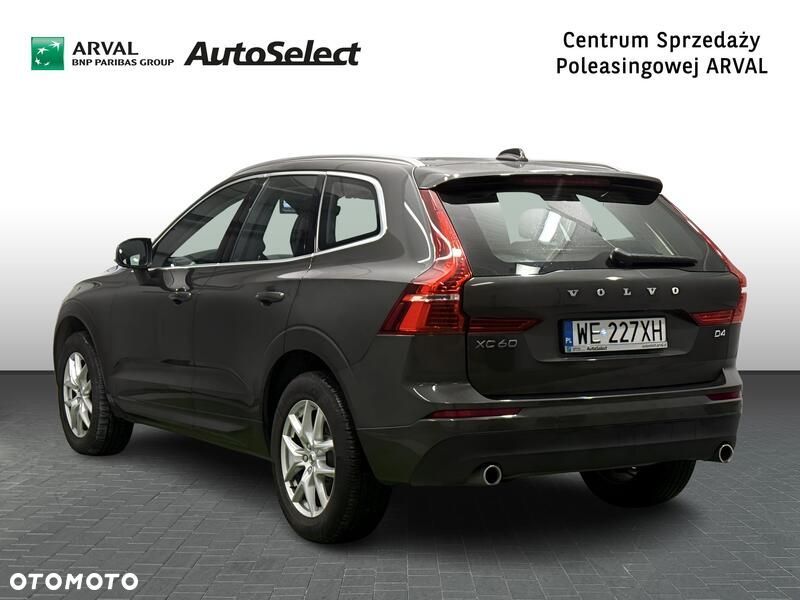 Volvo XC 60 D4 Momentum Pro - 3