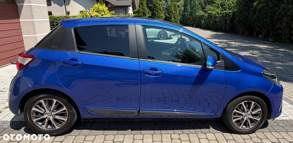 Toyota Yaris 1.5 Premium - 6