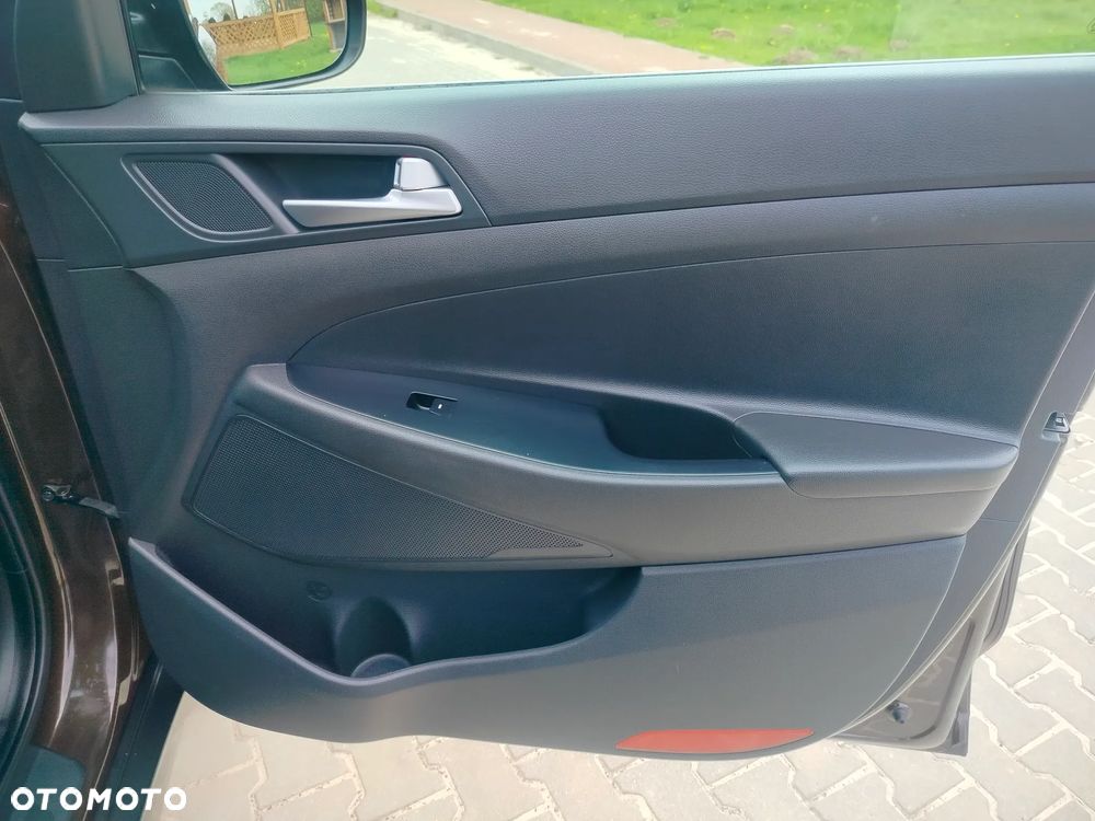 Hyundai Tucson blue 1.7 CRDi 2WD Trend - 27