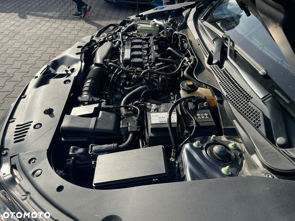 Honda Civic 1.5 i-VTEC Turbo Sport - 12