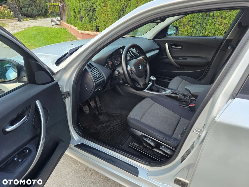 BMW Seria 1 118d - 13