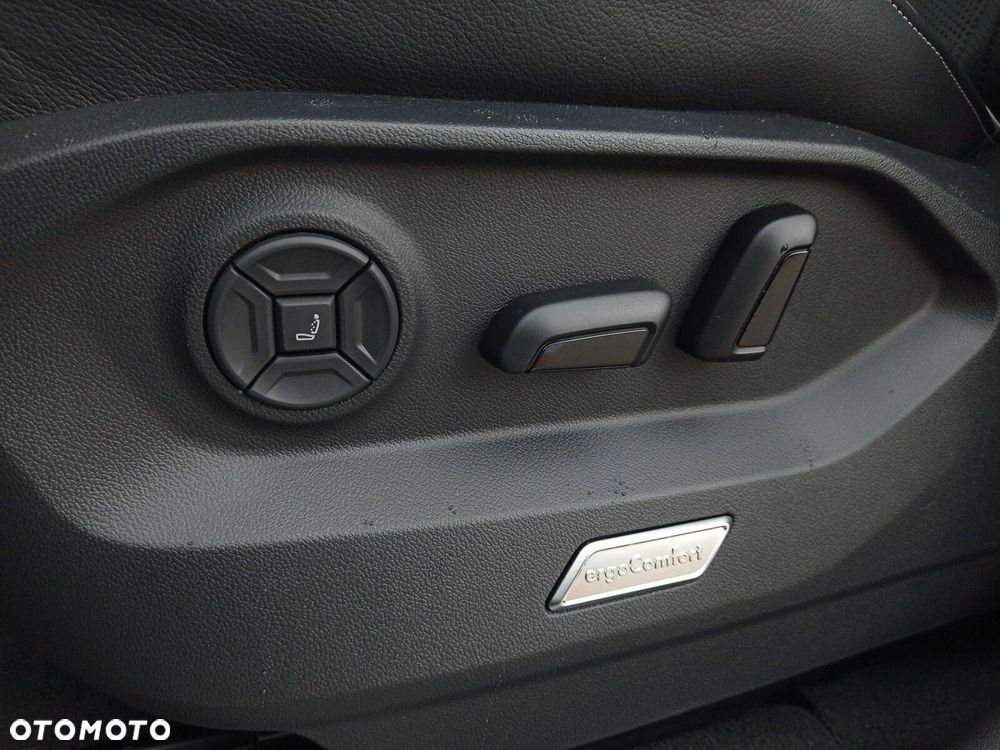 Volkswagen Touareg 3.0 V6 TDI 4Motion Elegance - 33