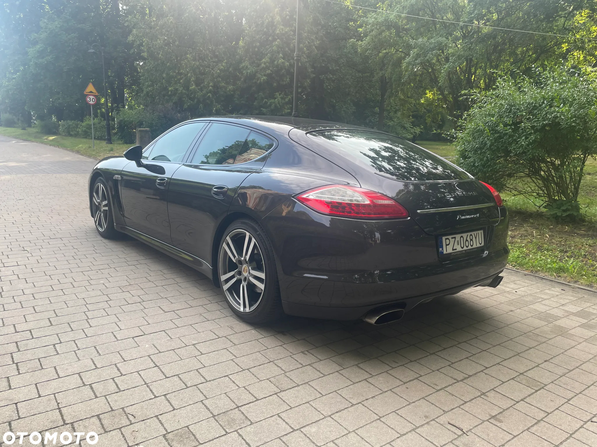 Porsche Panamera 4 PDK Platinum Edition - 6