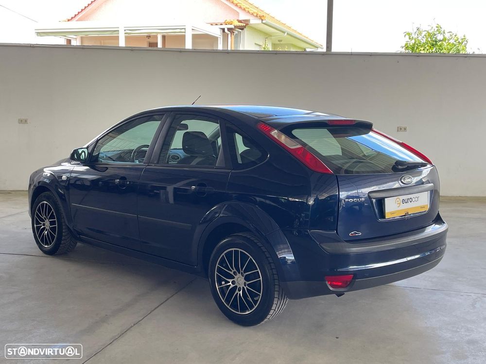 Ford Focus 1.4 16V Trend - 3