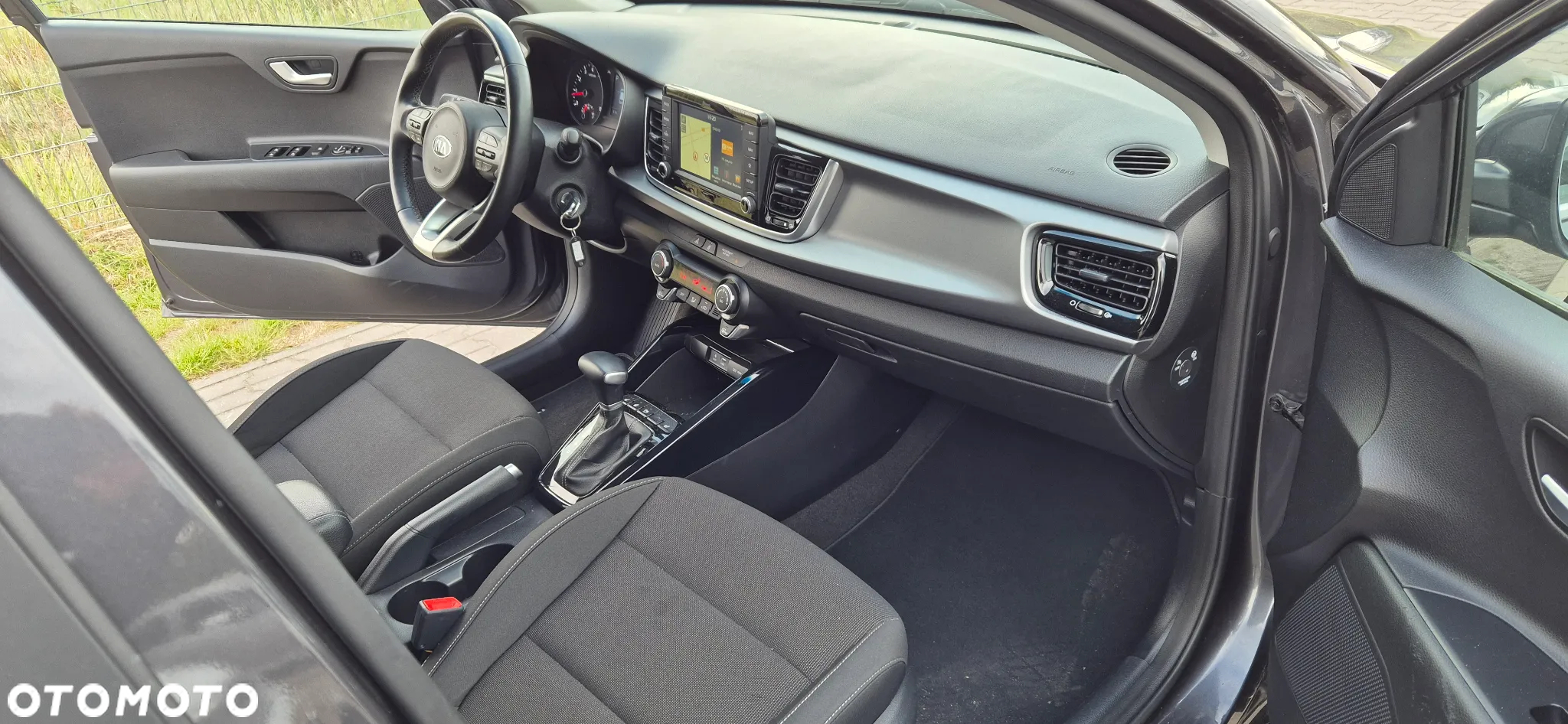 Kia Rio 1.4 L - 21