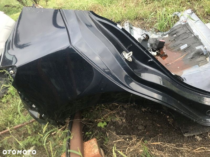 BŁOTNIK PRAWY TYŁ MAZDA3 3 bm 13-16R - 2