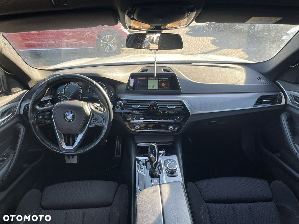BMW Seria 5 540d xDrive M Sport sport - 10