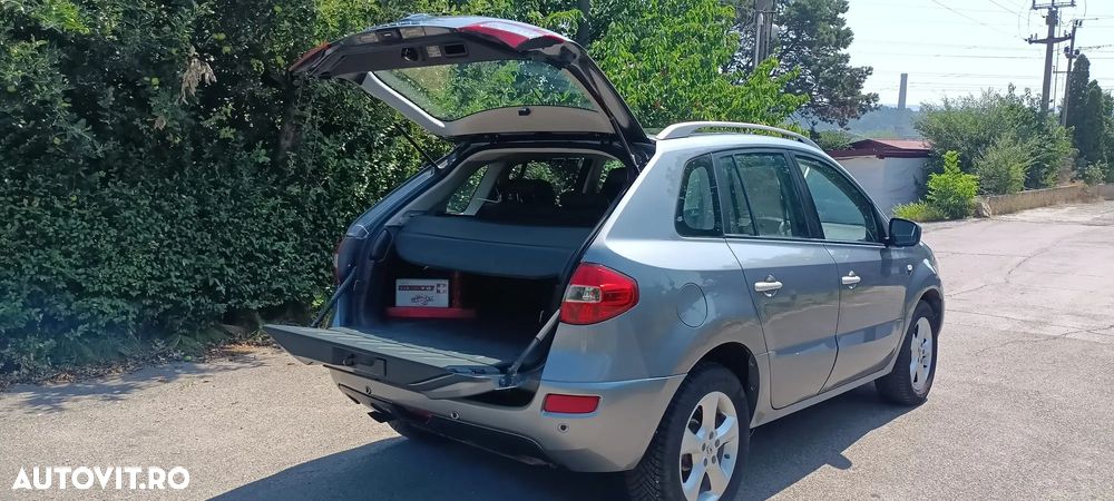 Renault Koleos 2.0 dCI 4X4 Privilege Aut - 4