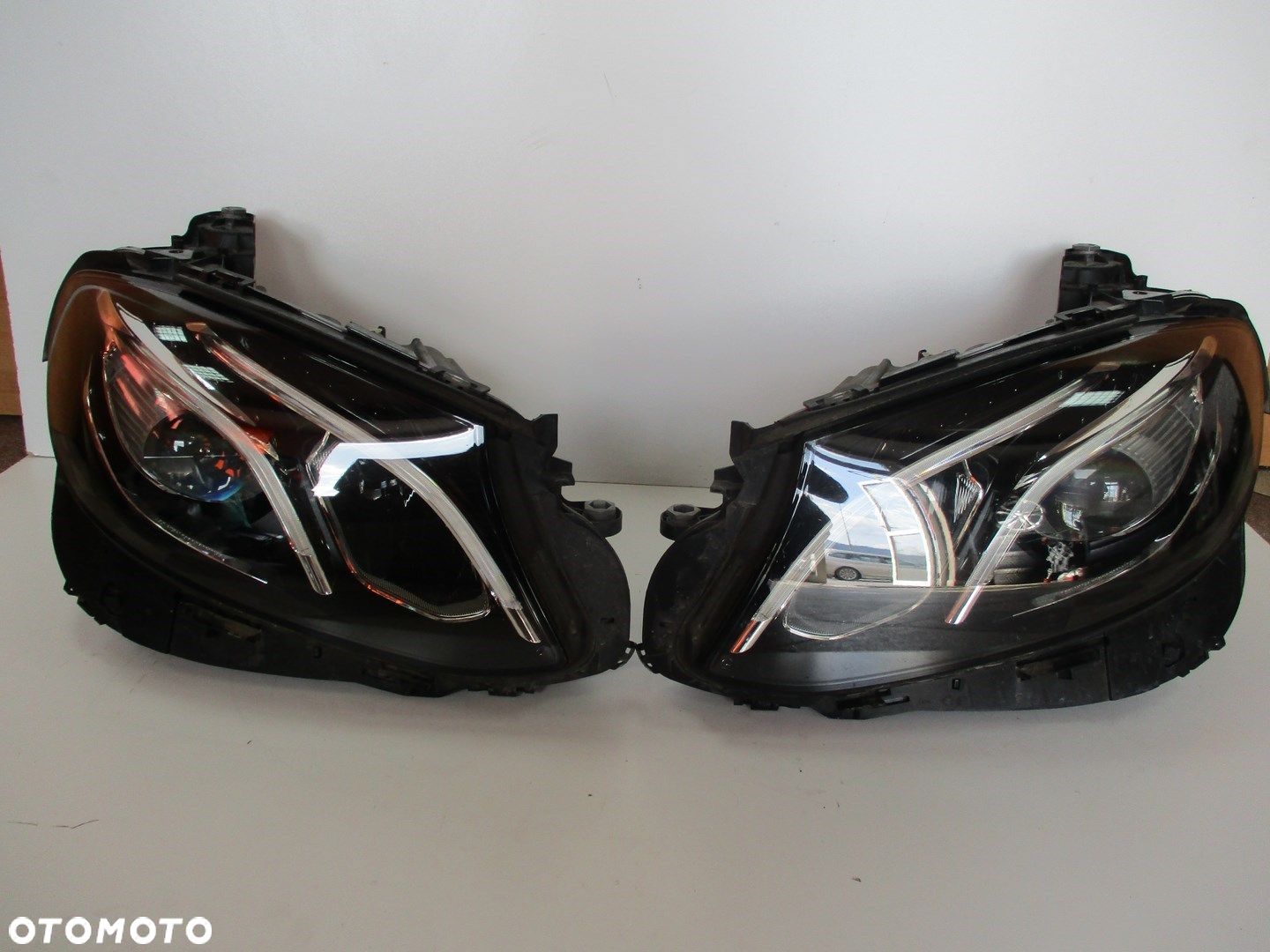 Lampa FULL LED Mercedes E-Klasa 213 LEWA - 1