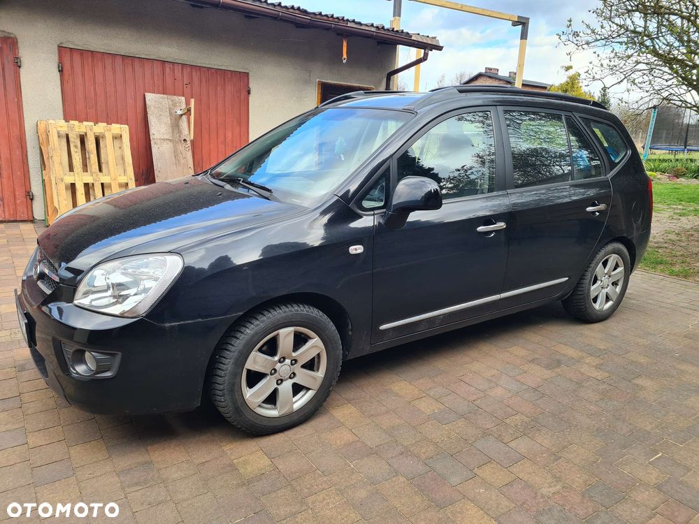 Kia Carens CRDi DPF LX - 1
