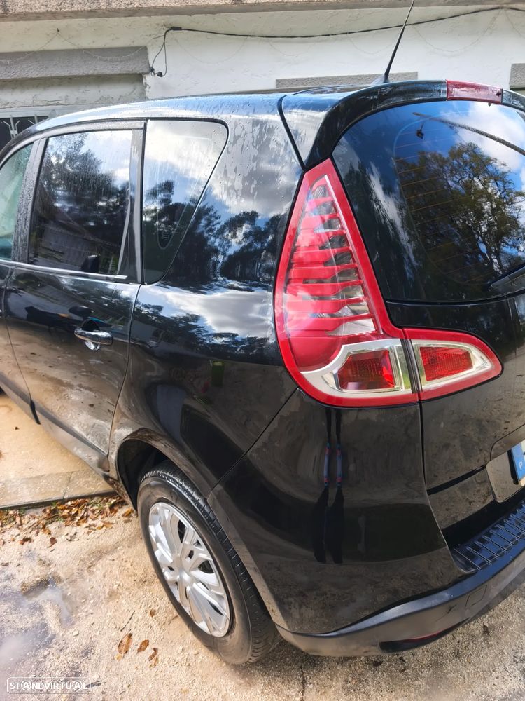Renault Scénic 1.5 dCi Dynamique S - 6