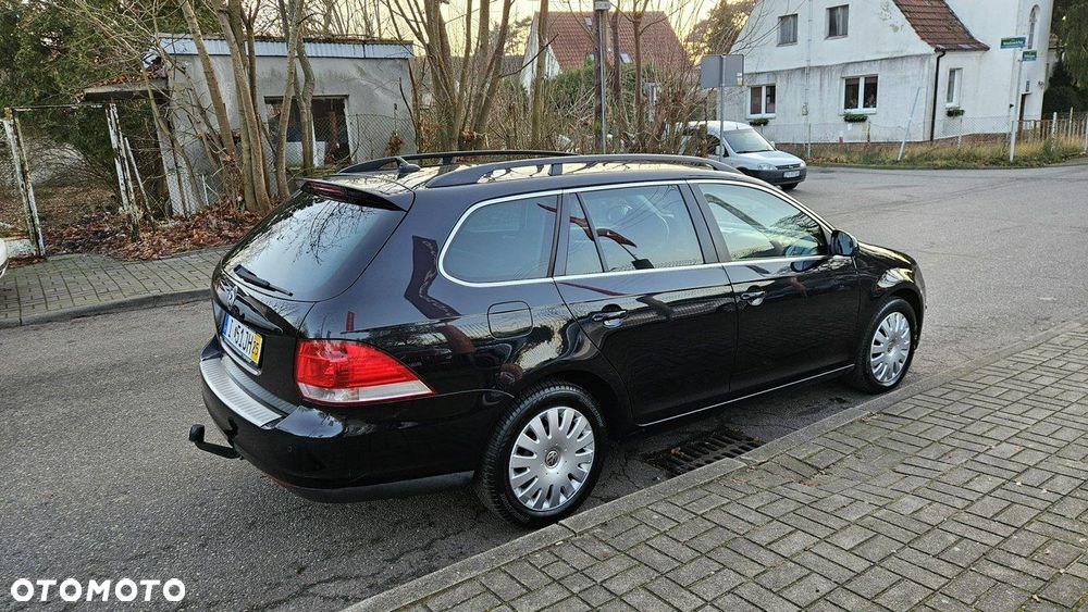 Volkswagen Golf 2.0 TDI DPF Highline - 7