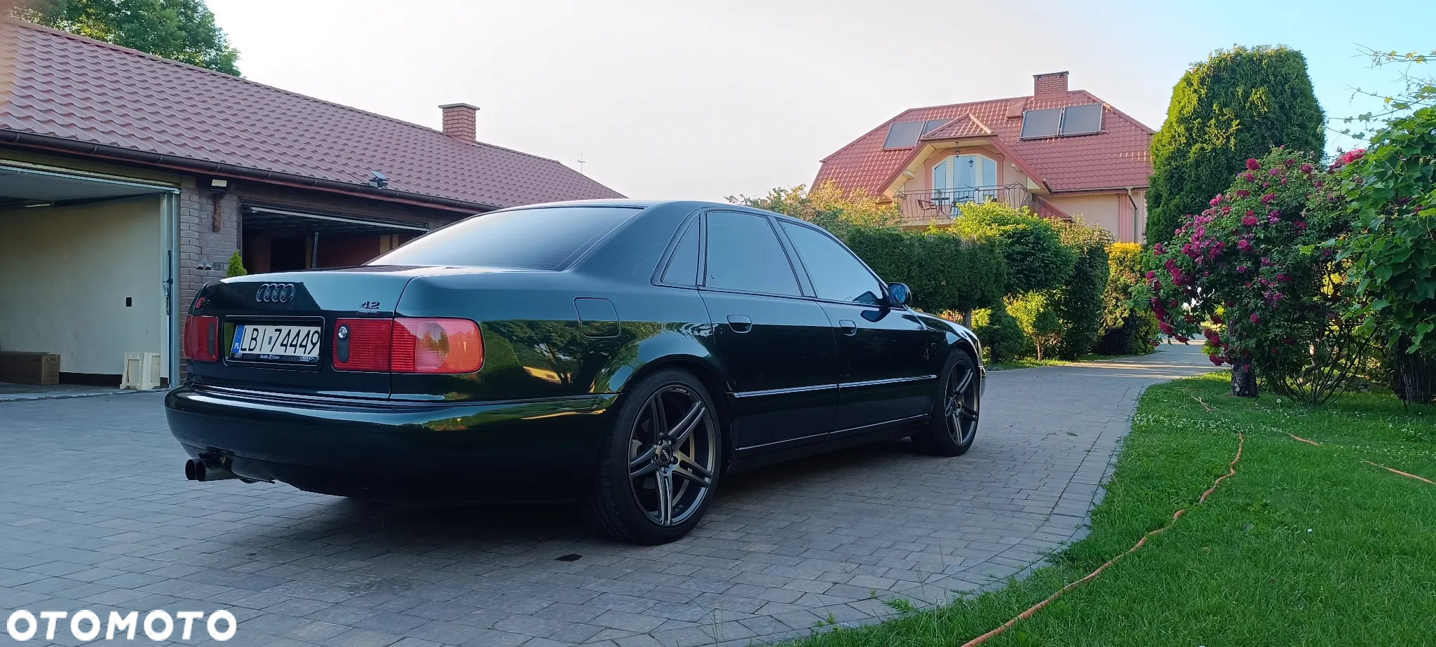 Audi A8 4.2 Quattro - 11
