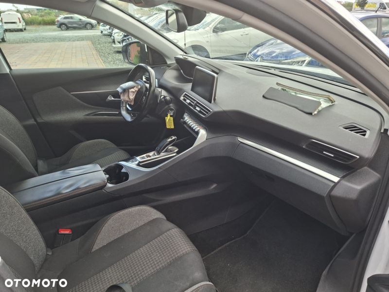 Peugeot 5008 BlueHDI 130 EAT8 Active Business-Paket - 21