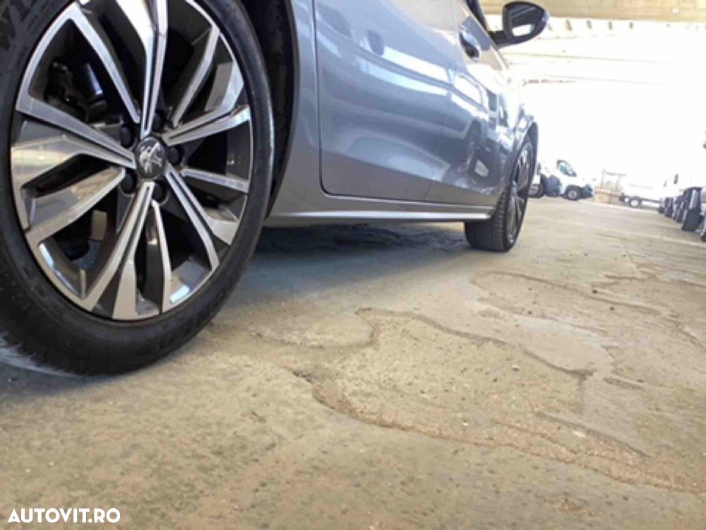 Peugeot 508 BlueHDi 130 EAT8 Allure - 11