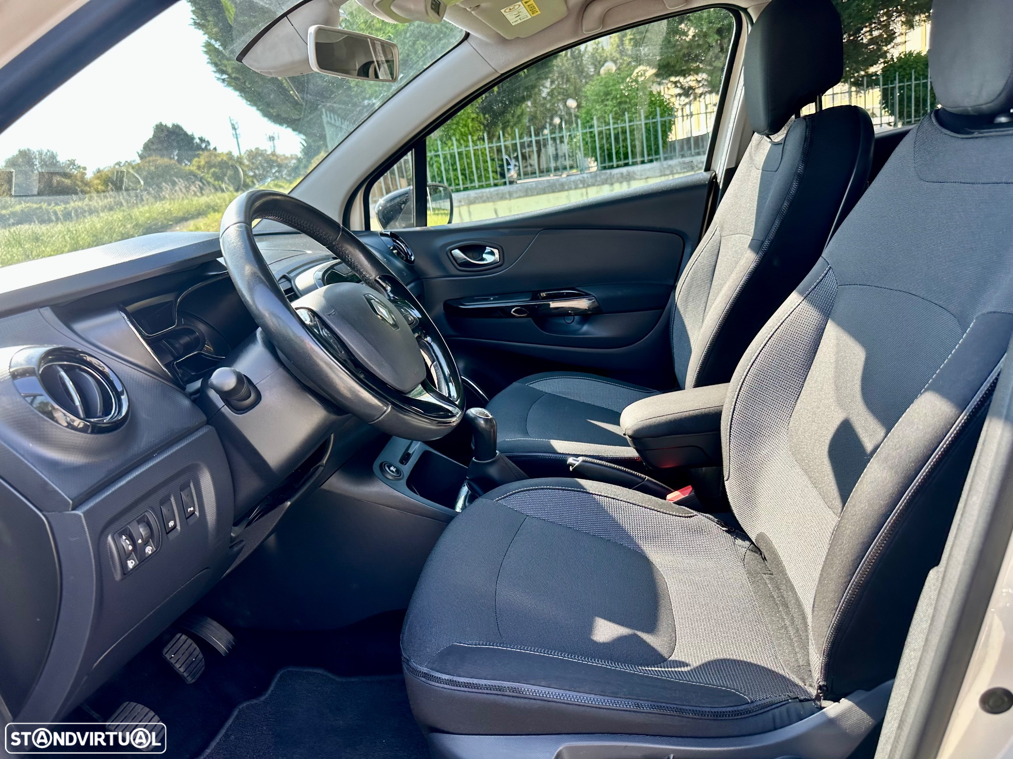 Renault Captur 0.9 TCE Exclusive - 20