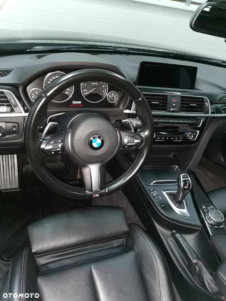 BMW Seria 3 330i xDrive Luxury Line - 20