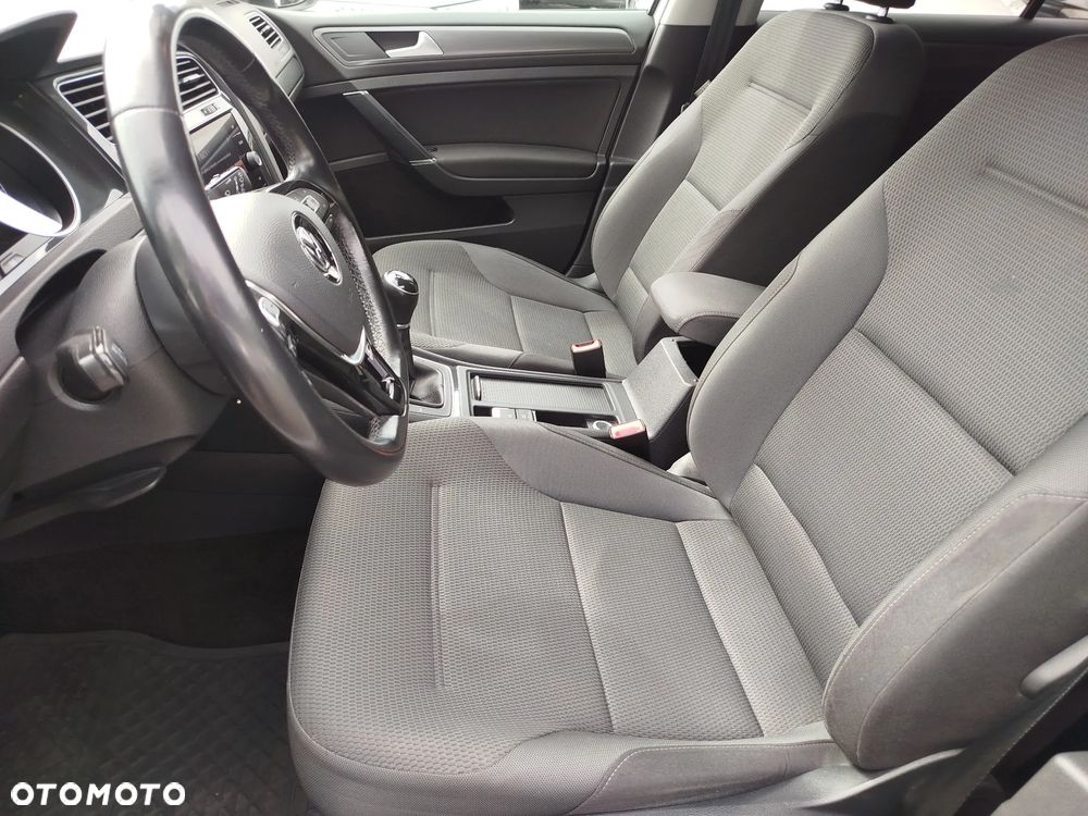Volkswagen Golf 1.6 TDI BMT Comfortline - 8