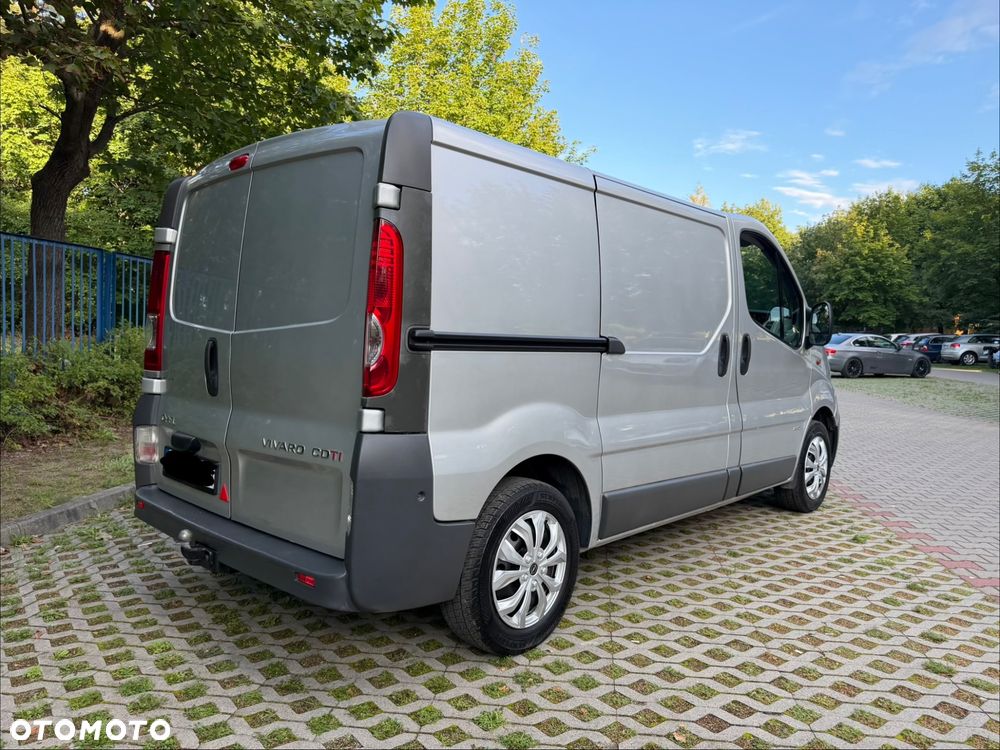 Opel Vivaro - 6
