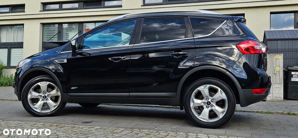 Ford Kuga 2.0 TDCi 2x4 Titanium - 31