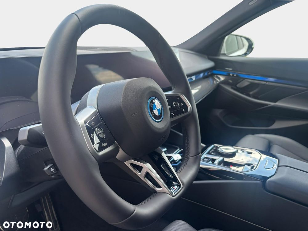 BMW Seria 5 - 19