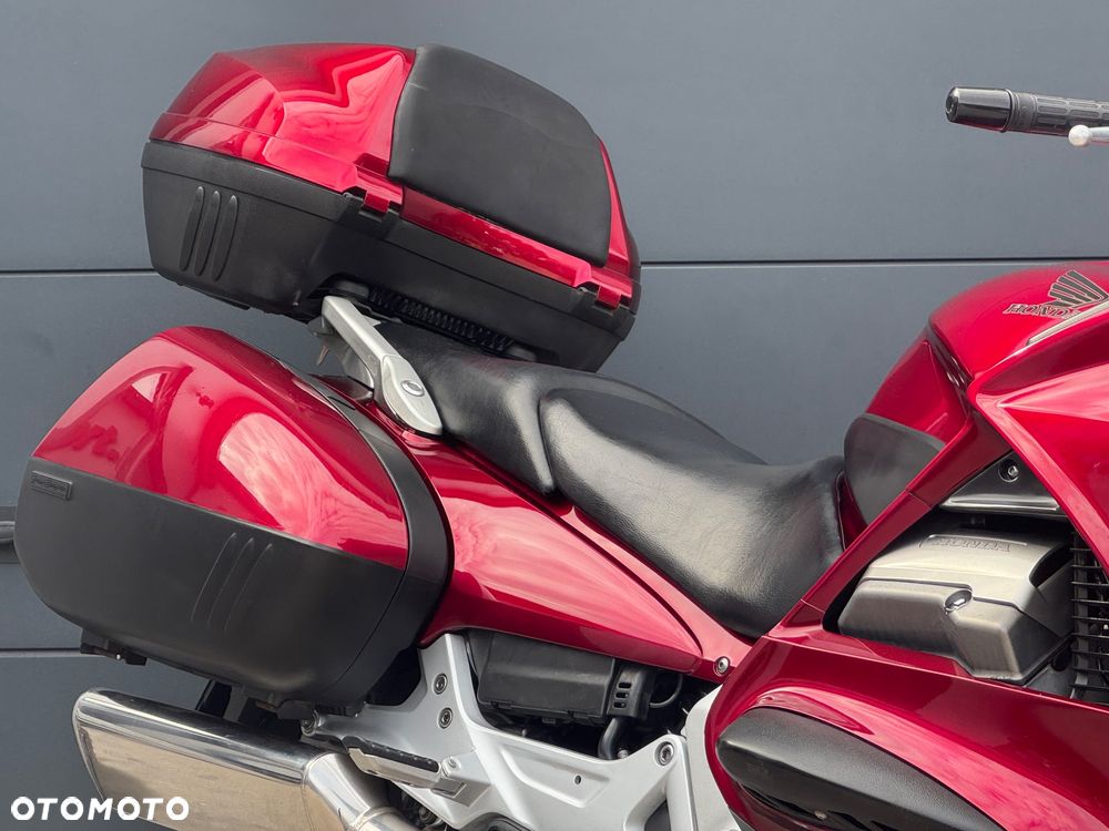 Honda ST - 4
